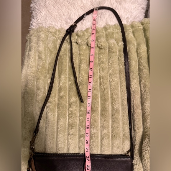 Gorgeous Louis Vuitton espresso colored Utah Leather Sac messenger bag🤎 - Picture 12 of 15